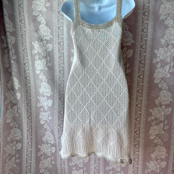 Venus Women's Cream and Gold Knit Dress - Picture 4 of 8